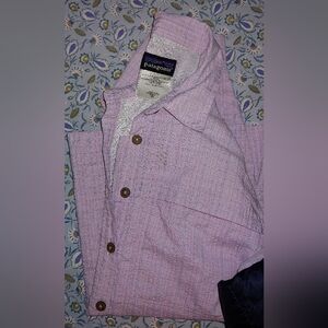 Pataginia Spring Purple Shirt Size XS (More Like M)